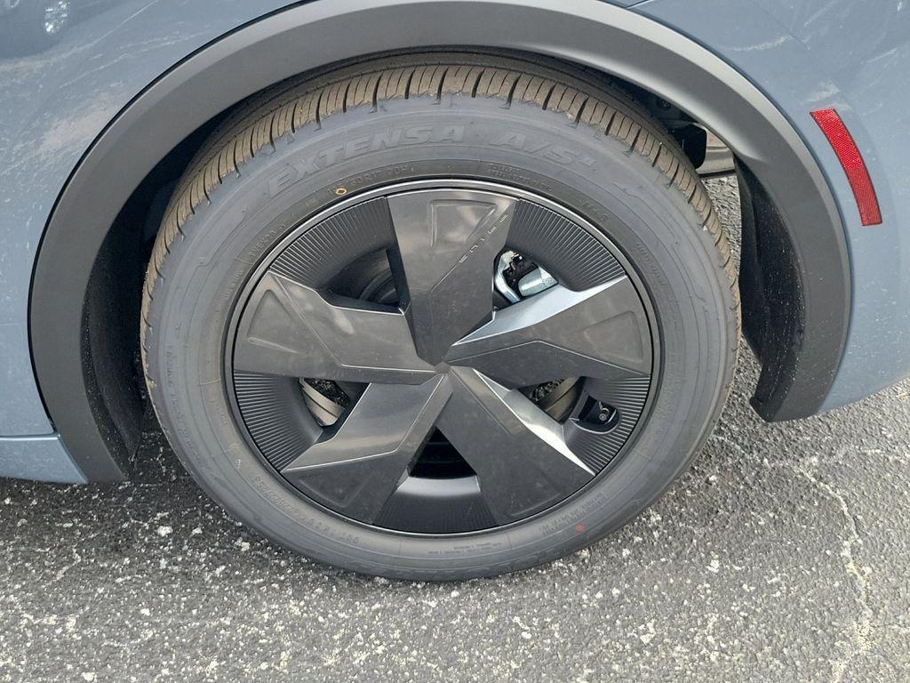 new 2026 Toyota Prius Plug-In Hybrid car, priced at $35,576