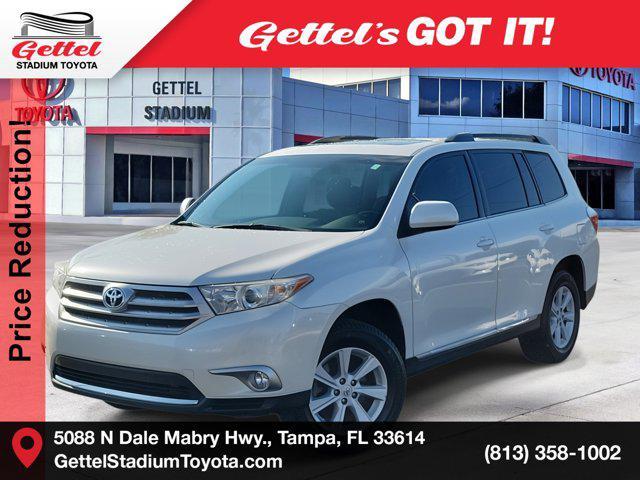 used 2013 Toyota Highlander car, priced at $13,500