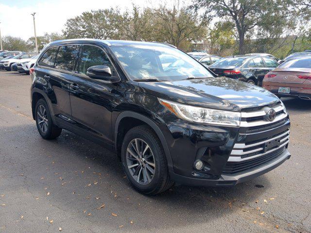 used 2018 Toyota Highlander car, priced at $25,308