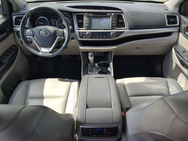 used 2018 Toyota Highlander car, priced at $25,308