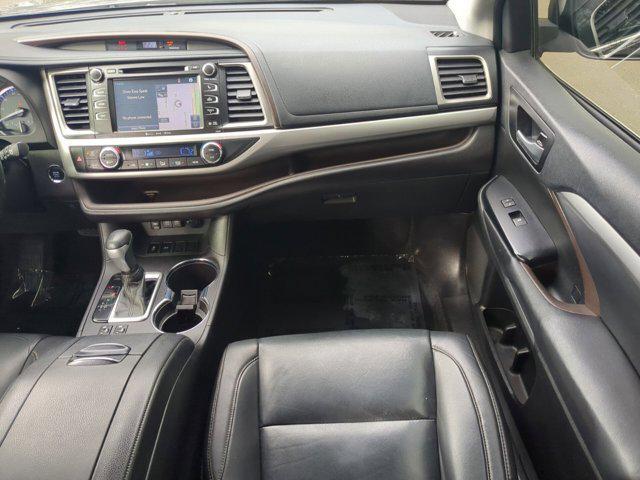 used 2019 Toyota Highlander car, priced at $24,983