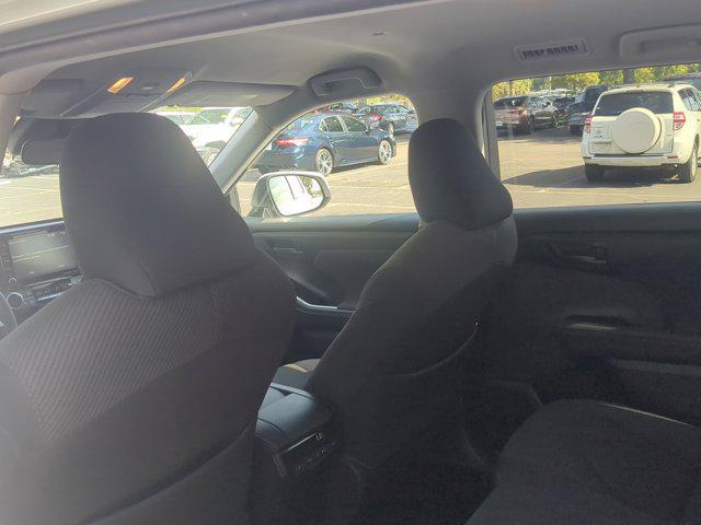 used 2022 Toyota Highlander car, priced at $31,000