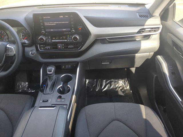 used 2022 Toyota Highlander car, priced at $31,000