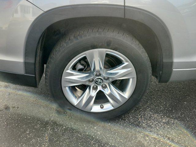 used 2016 Toyota Highlander car, priced at $17,000