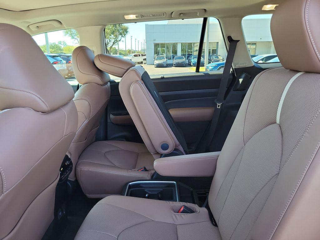 new 2026 Toyota Grand Highlander car, priced at $61,177