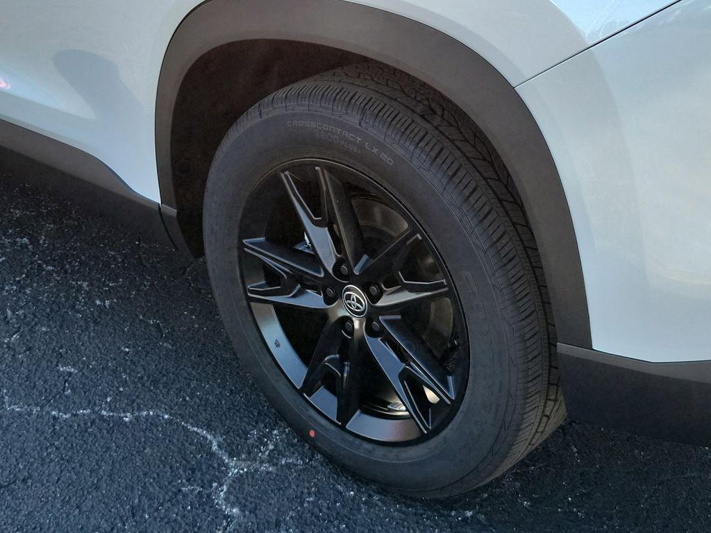 new 2026 Toyota Grand Highlander car, priced at $61,177