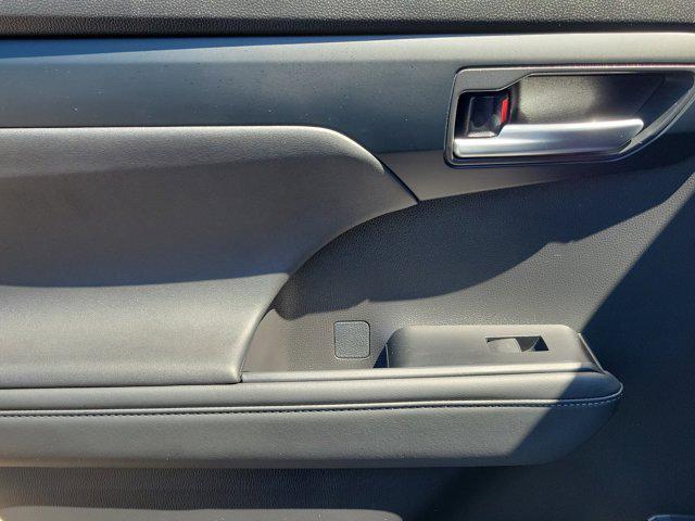 used 2023 Toyota Highlander car, priced at $33,000