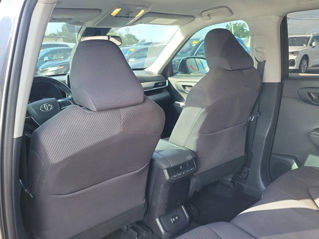 used 2020 Toyota Highlander car, priced at $26,640