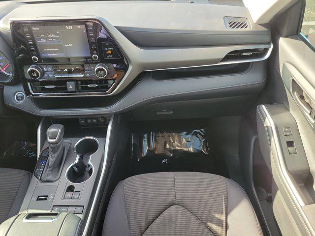 used 2020 Toyota Highlander car, priced at $26,640