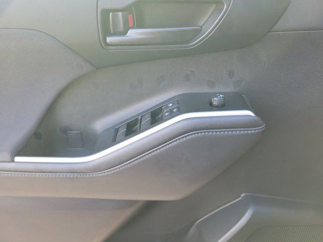 used 2020 Toyota Highlander car, priced at $26,640