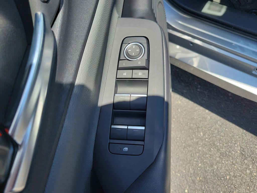 new 2025 Toyota Prius car, priced at $38,989