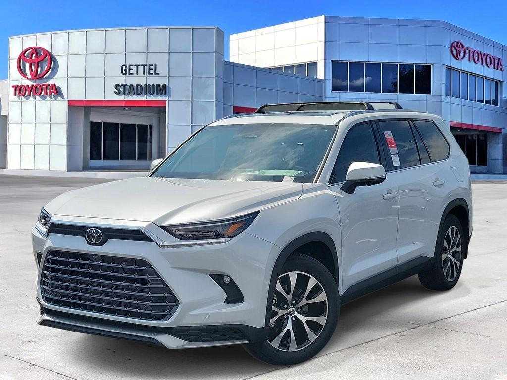 new 2025 Toyota Grand Highlander Hybrid car, priced at $62,910