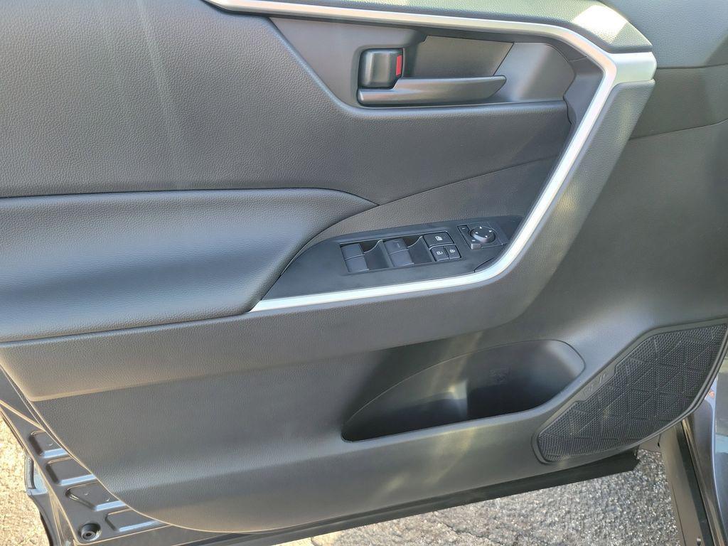 new 2025 Toyota RAV4 car, priced at $32,170