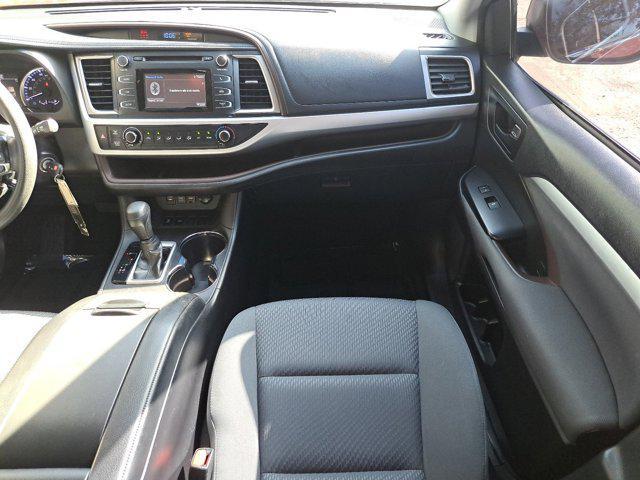 used 2019 Toyota Highlander car, priced at $25,935