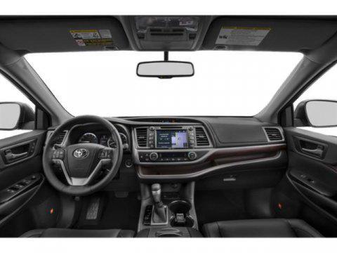 used 2015 Toyota Highlander car, priced at $21,455