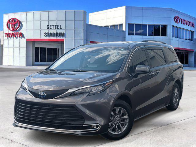 used 2024 Toyota Sienna car, priced at $42,752