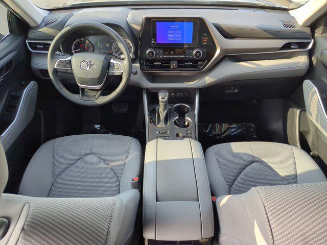 used 2024 Toyota Highlander car, priced at $36,957