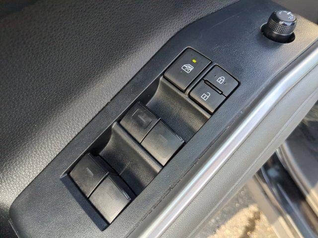 used 2024 Toyota Highlander car, priced at $36,957