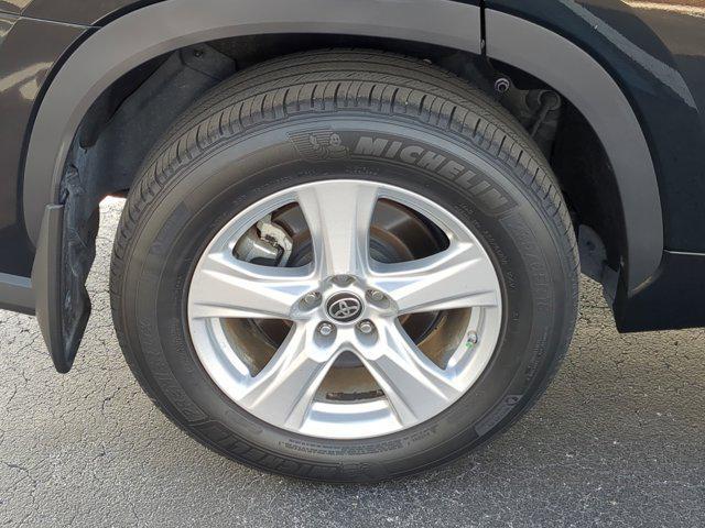 used 2024 Toyota Highlander car, priced at $36,957