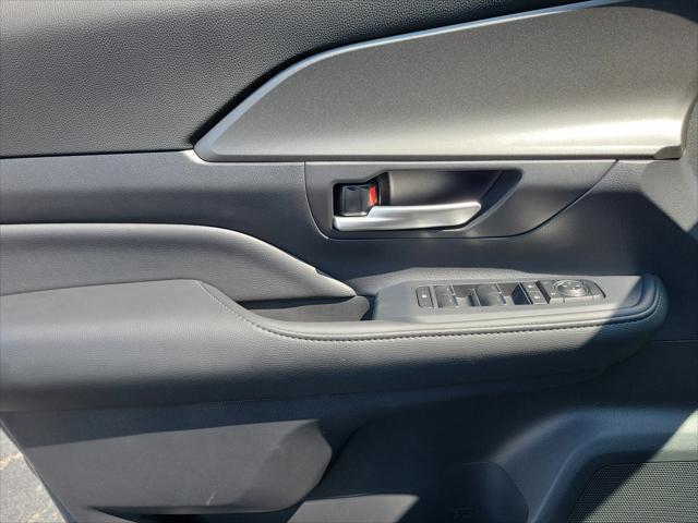 new 2025 Toyota Grand Highlander car, priced at $53,216