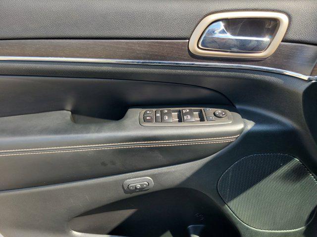 used 2015 Jeep Grand Cherokee car, priced at $12,860