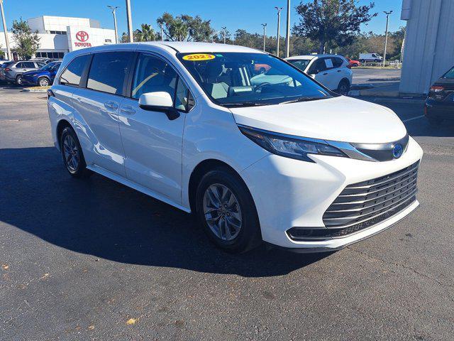 used 2023 Toyota Sienna car, priced at $43,171