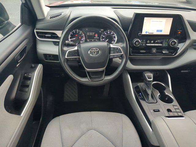 used 2023 Toyota Highlander car, priced at $32,472