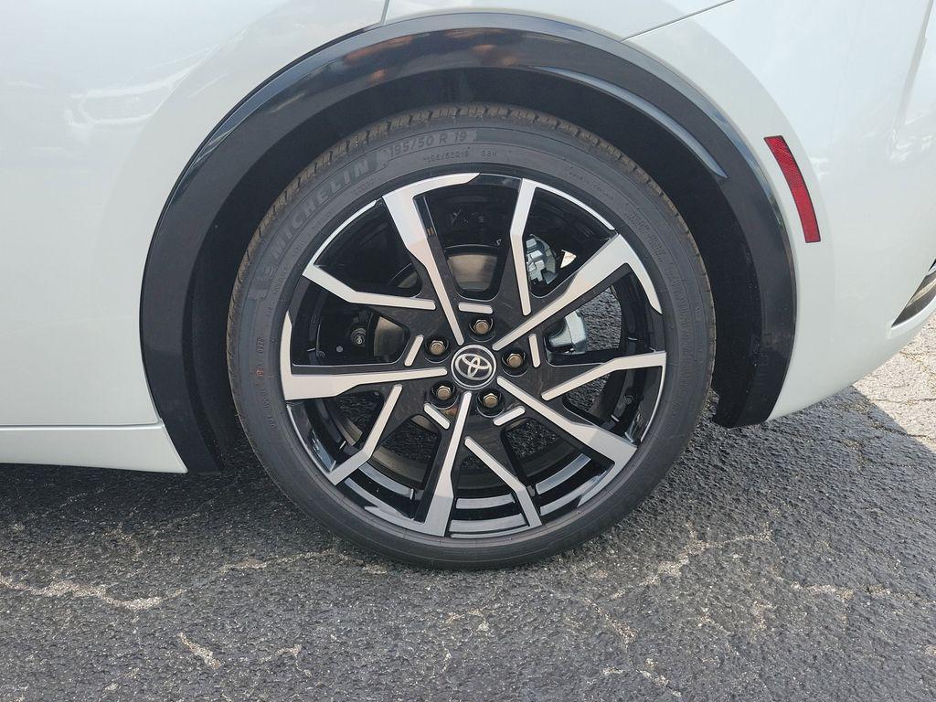 new 2025 Toyota Prius Plug-In Hybrid car, priced at $39,956