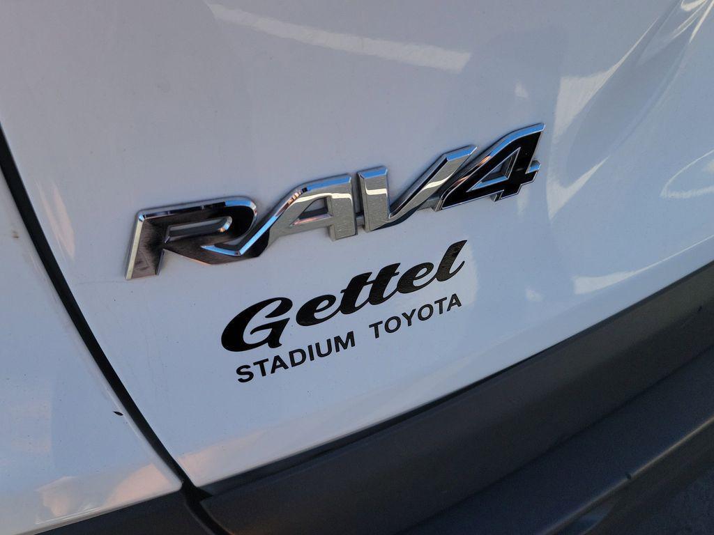 used 2020 Toyota RAV4 car, priced at $16,066