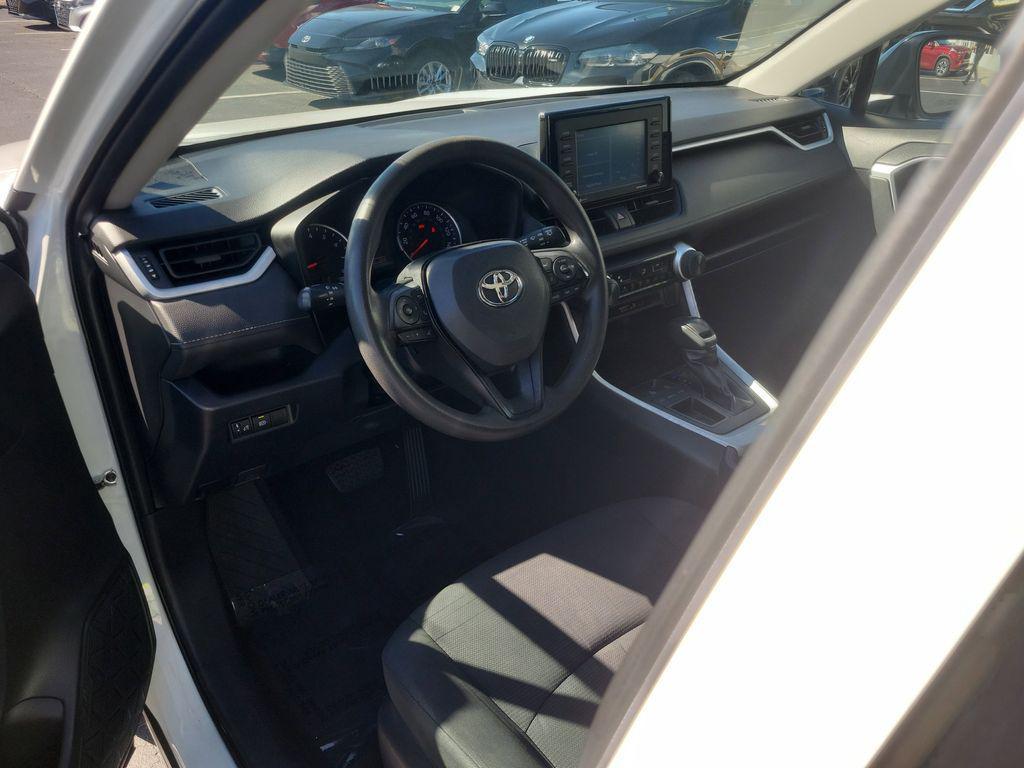 used 2020 Toyota RAV4 car, priced at $16,066