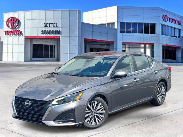 used 2023 Nissan Altima car, priced at $18,601