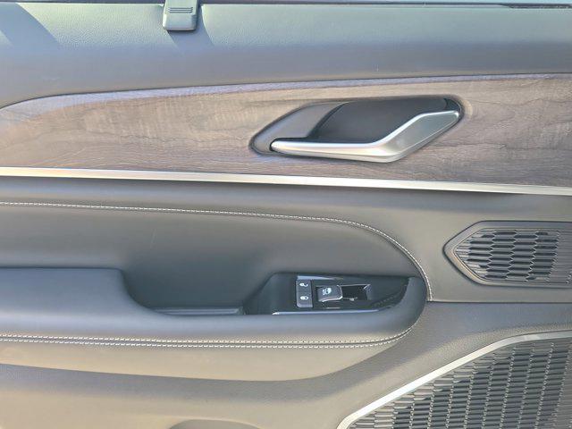 used 2023 Jeep Grand Cherokee car, priced at $43,264
