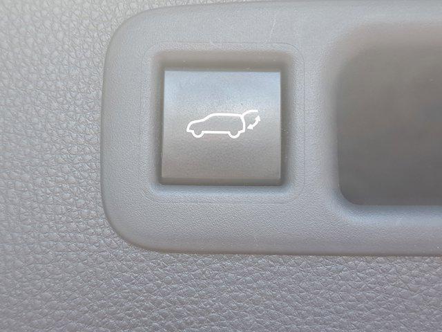 used 2021 Toyota Highlander car, priced at $28,999