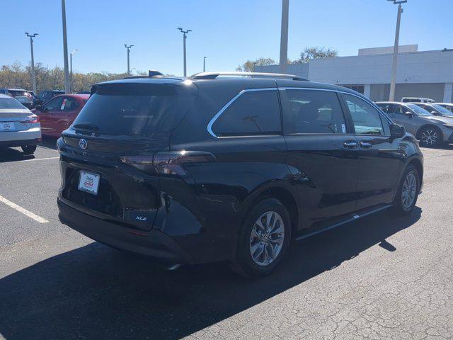 new 2025 Toyota Sienna car