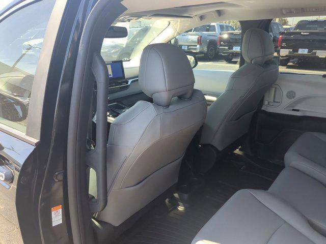 new 2025 Toyota Sienna car