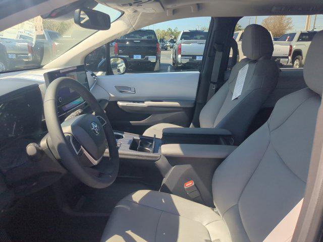 new 2025 Toyota Sienna car
