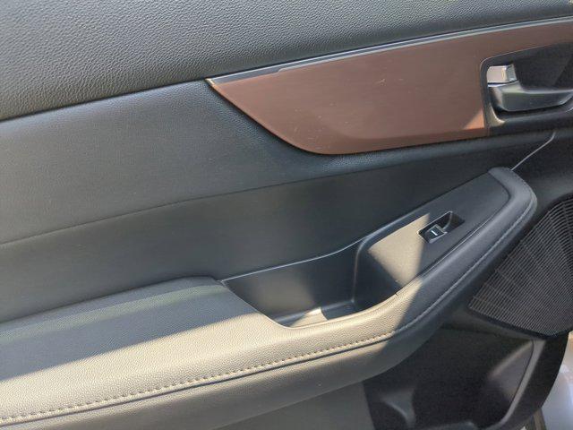used 2022 Acura MDX car, priced at $30,000