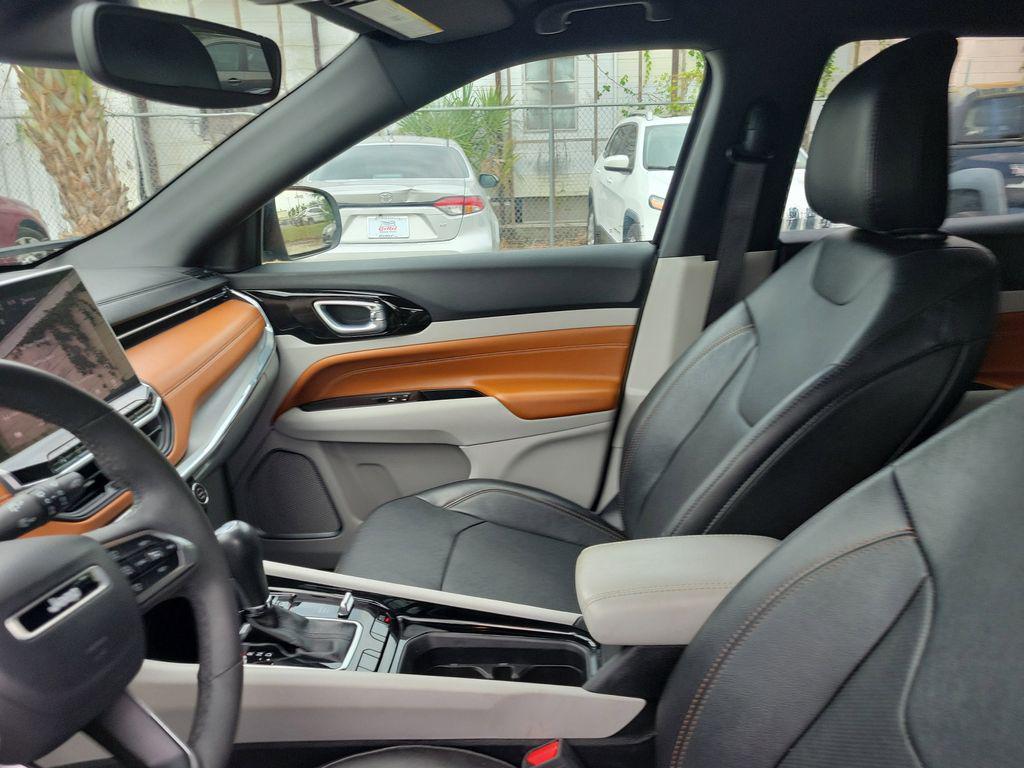 used 2023 Jeep Compass car, priced at $19,514