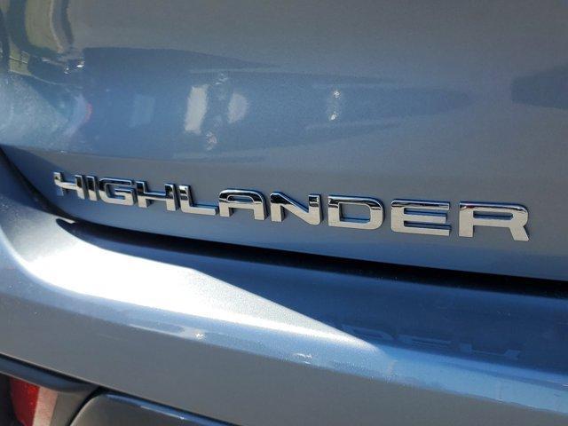 new 2023 Toyota Highlander car