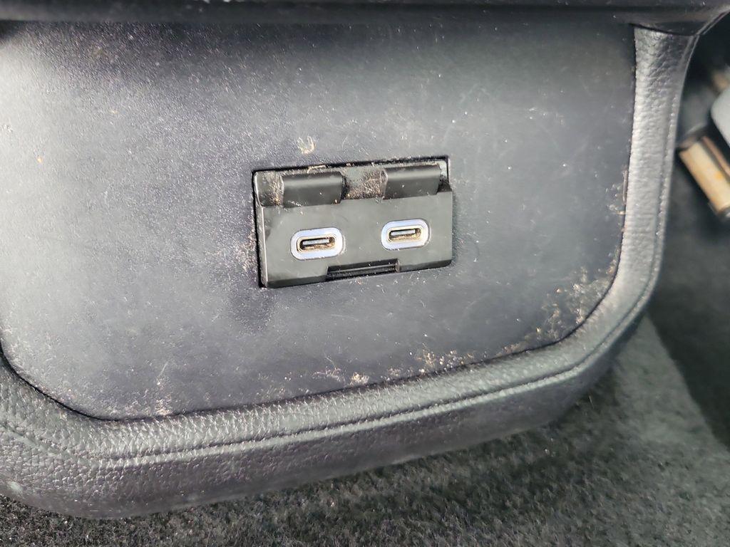 used 2023 Toyota Highlander car, priced at $24,597