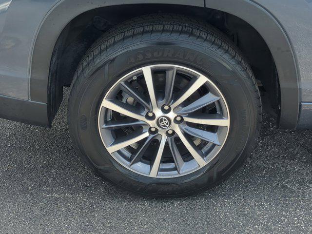 used 2017 Toyota Highlander car, priced at $17,635