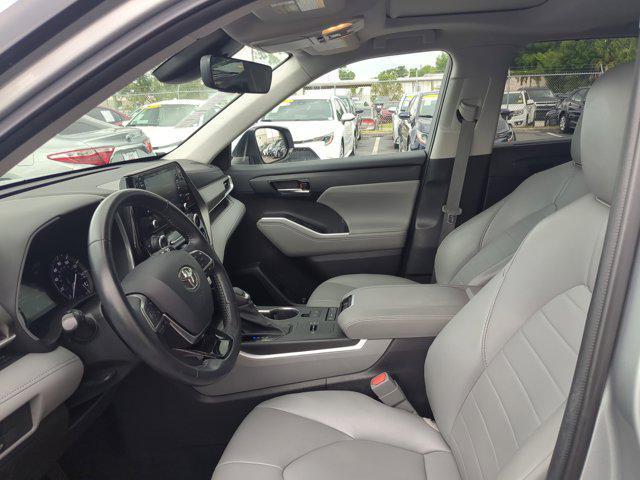 used 2021 Toyota Highlander car, priced at $28,886