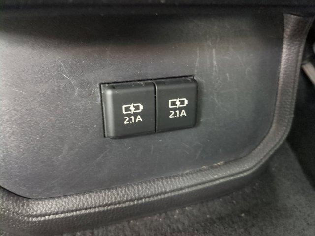 used 2021 Toyota Highlander car, priced at $28,886