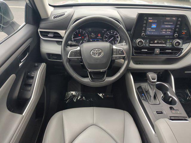used 2021 Toyota Highlander car, priced at $28,886