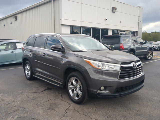 used 2016 Toyota Highlander car, priced at $11,938