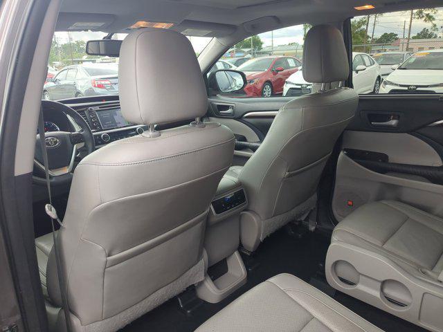 used 2016 Toyota Highlander car, priced at $11,938