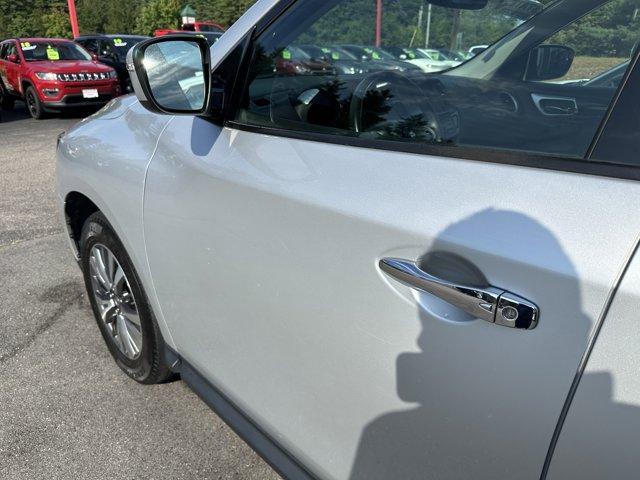 used 2019 Nissan Pathfinder car, priced at $13,988