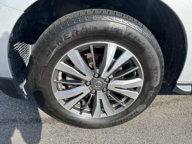 used 2019 Nissan Pathfinder car, priced at $13,988