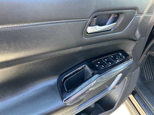 used 2022 Nissan Pathfinder car, priced at $26,872