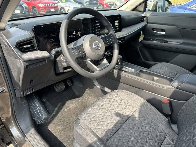 new 2025 Nissan Kicks car, priced at $29,205
